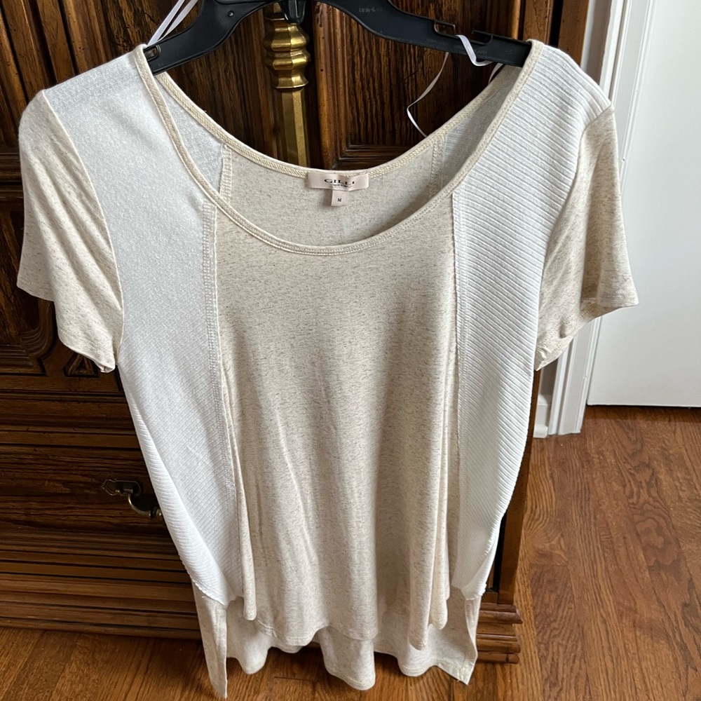 Gilli soft top!  Beige and white.
